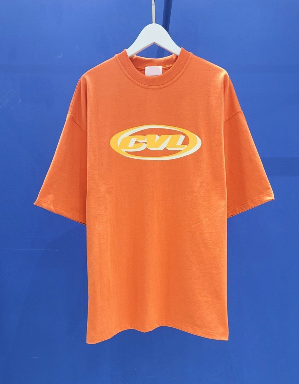반팔 티셔츠 오렌지 색상 이미지-S1L25